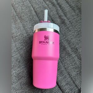 Stanley 20 oz pink tumblr